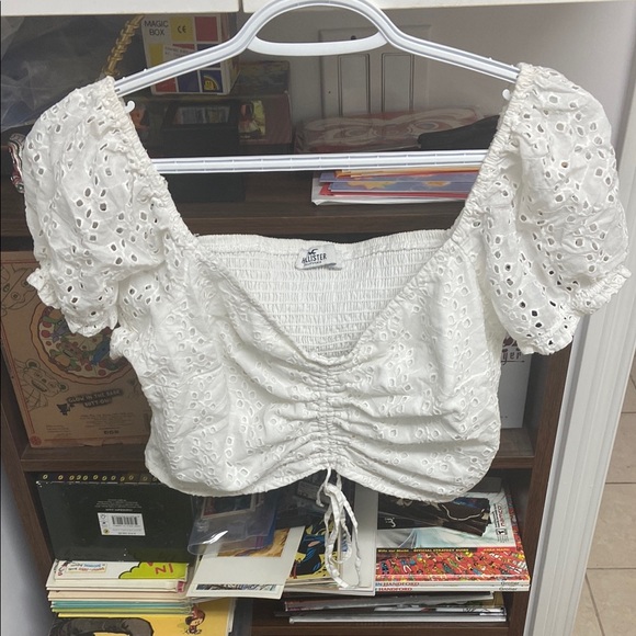 Hollister Tops - Hollister White Eyelet Puff Sleeve Top